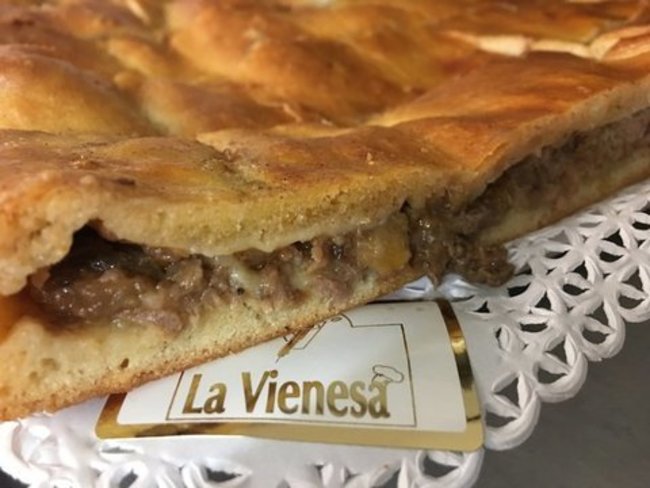 Empanada de carne guisada