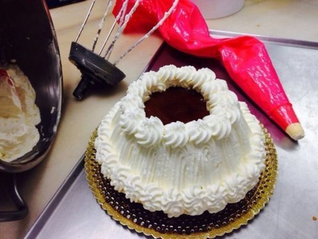 Tarta de flan con nata